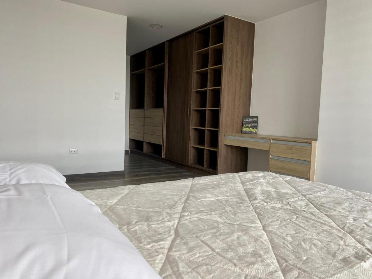 Apartamento En Zona Exclusiva De Cuenca Exterior photo